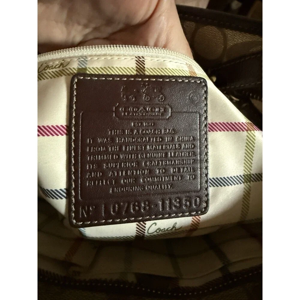 Coach heritage signature